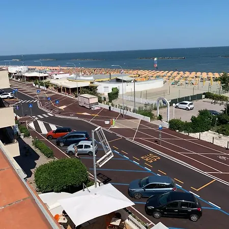 شقة Piramide13 Fronte Mare Direkt Am Mit Solarium Terrasse ليدو ديلي نازيوني